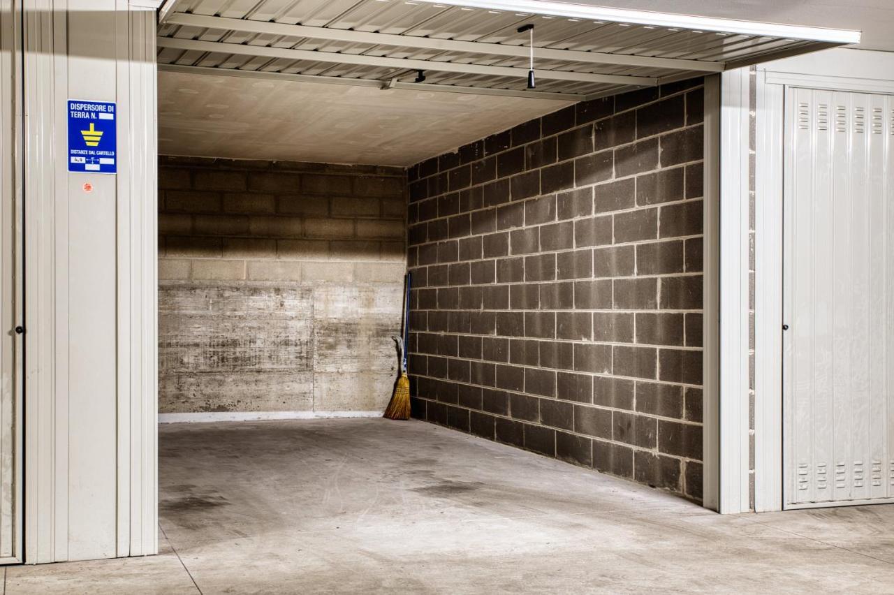 Joivy Charismatic 1-Bed Flat With Parking Apartment Milano Exterior foto